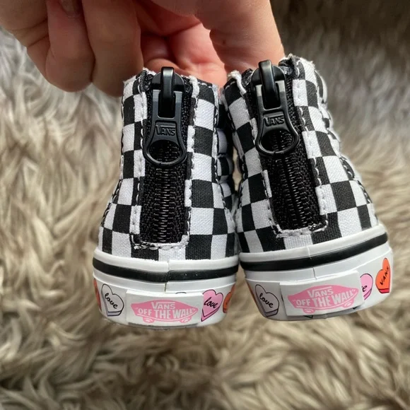 🩷🤍❤️ Vans Toddler Sk8-Hi Zip Candy Hearts - Picture 6 of 12